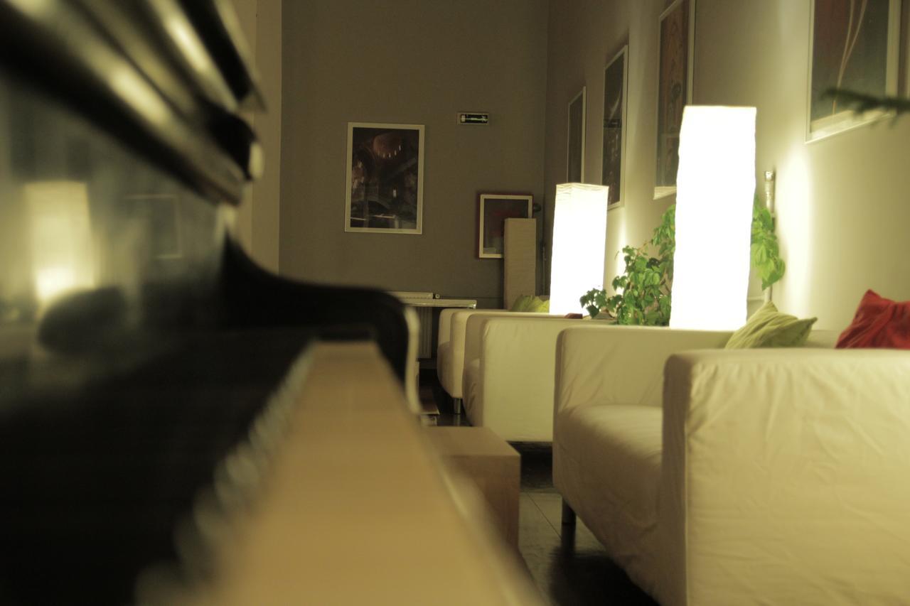 The Zen Hotel - Posticum Oradea Exterior foto